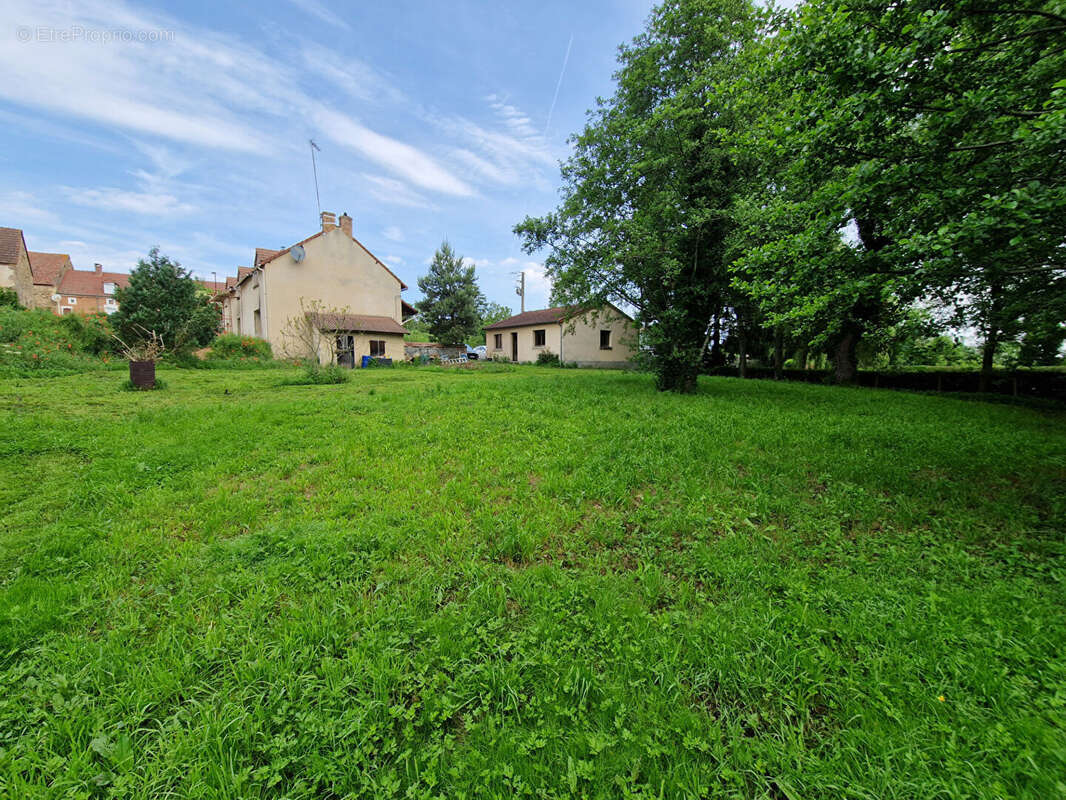 Maison à MALICORNE