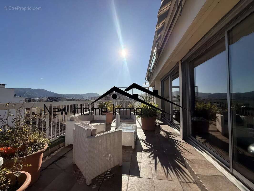 Appartement à MARSEILLE-6E