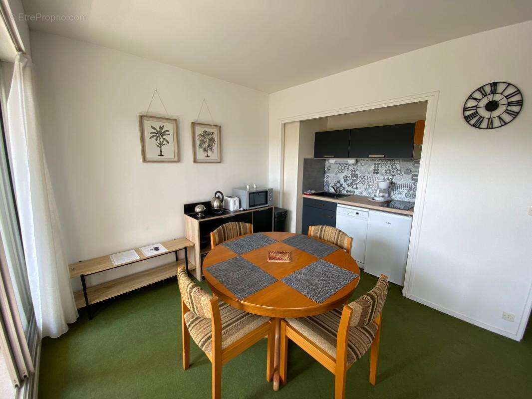 Appartement à LES MATHES