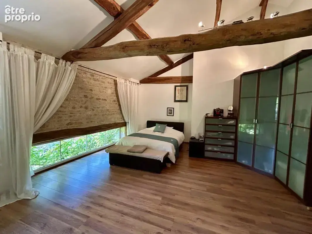 Superbe Longère en Pierre de 413 m2   6 Chambres - photo 11