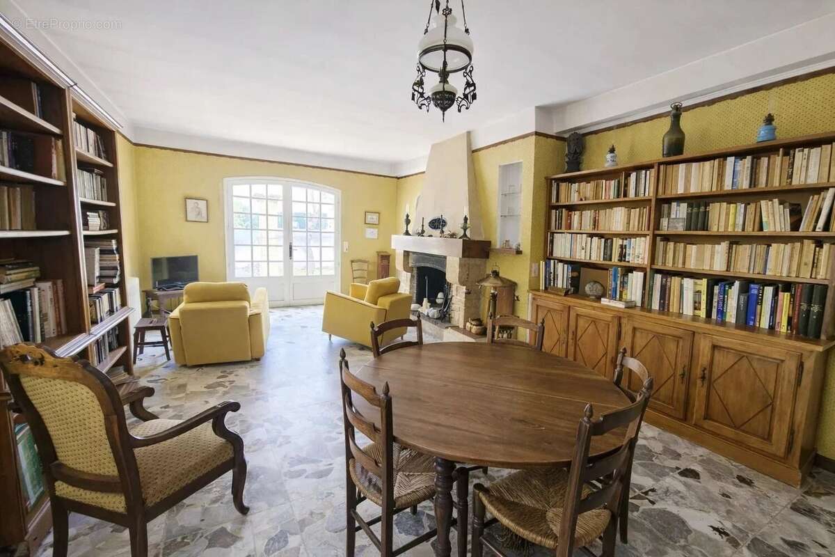 Maison à LES PENNES-MIRABEAU