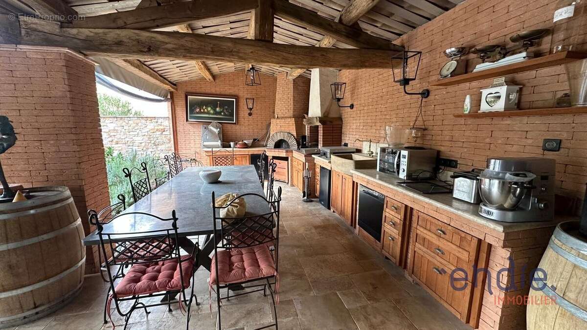 Maison à LORGUES