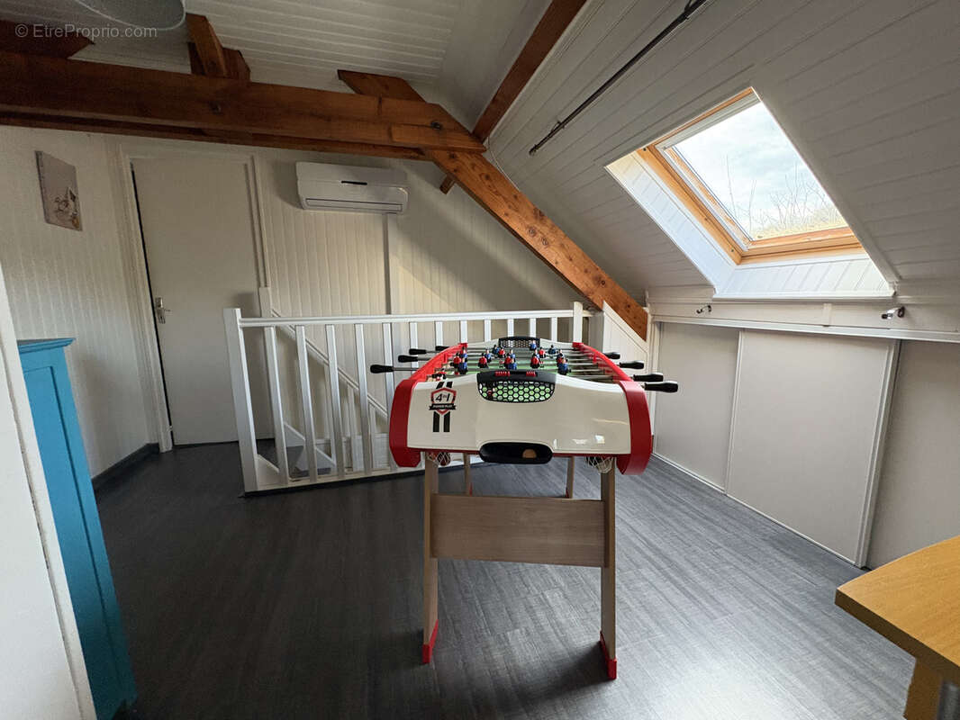 Maison à SAINT-PANTALEON-DE-LARCHE