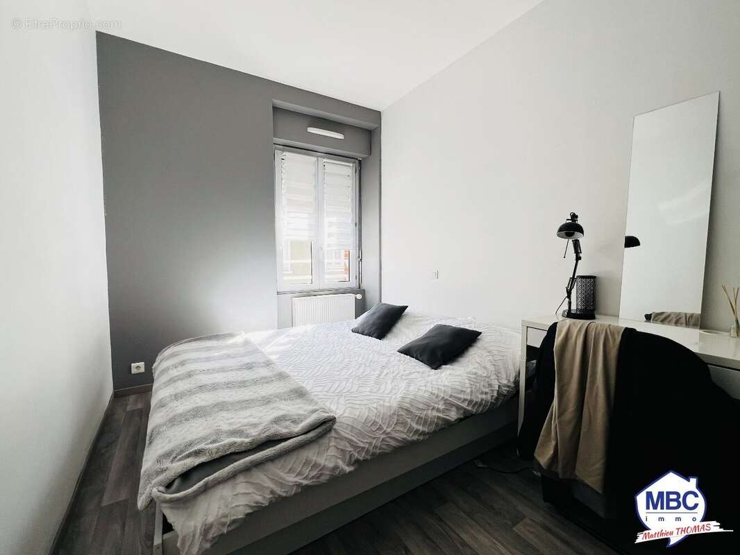 Maison à MONTREVAULT