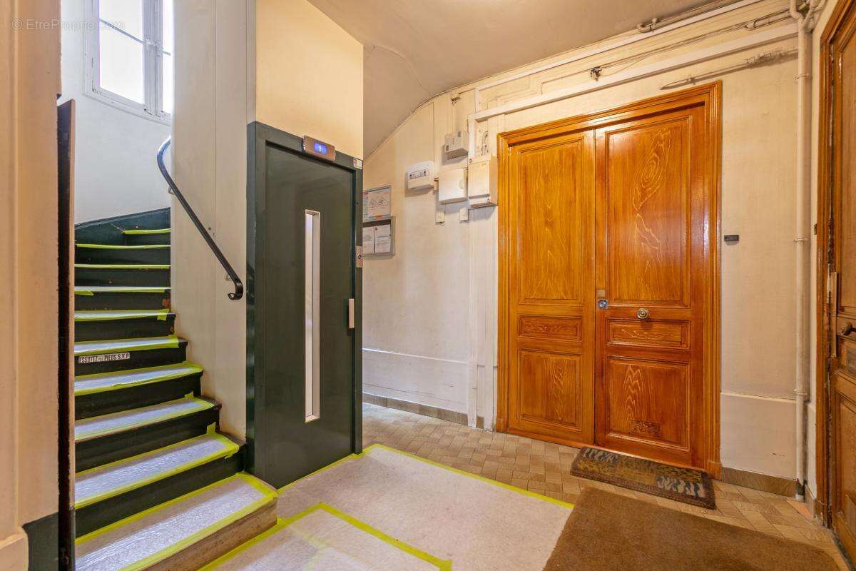 Paris 15e   Rare appartement 2/3 pièces lumineux au coeur du - photo 8