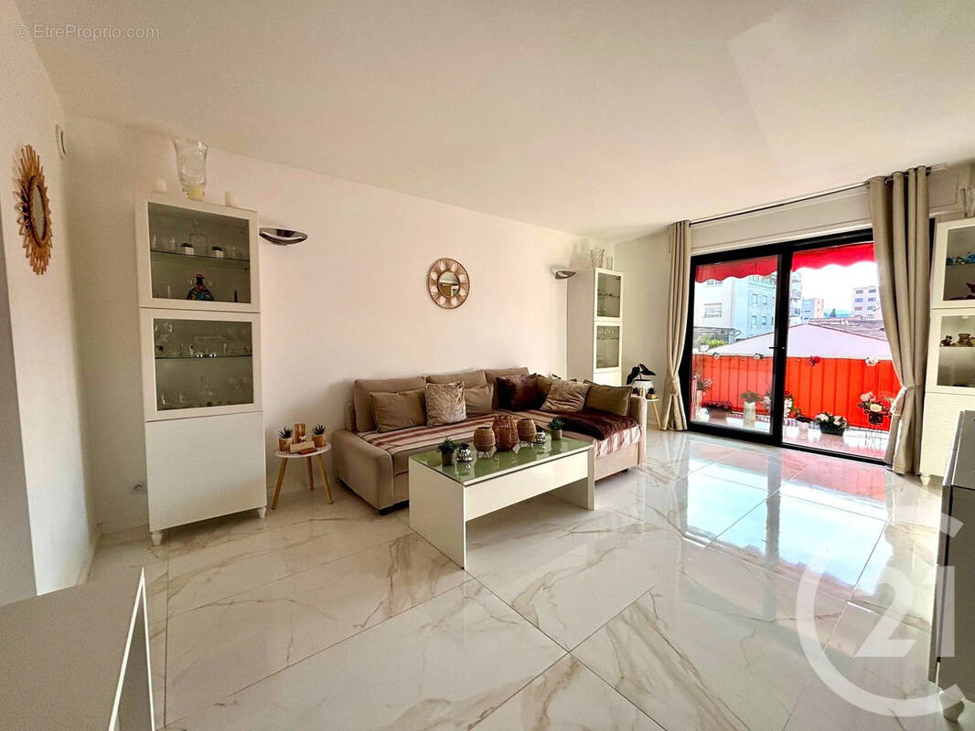 Appartement à LE CANNET