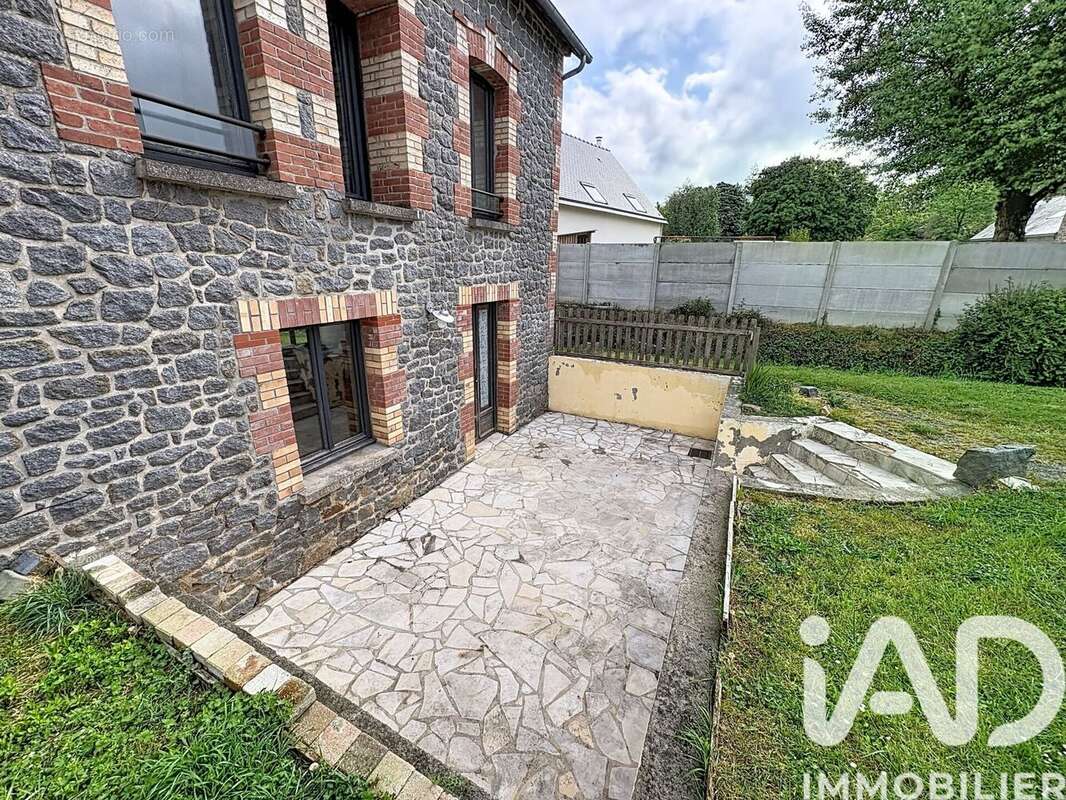 Photo 5