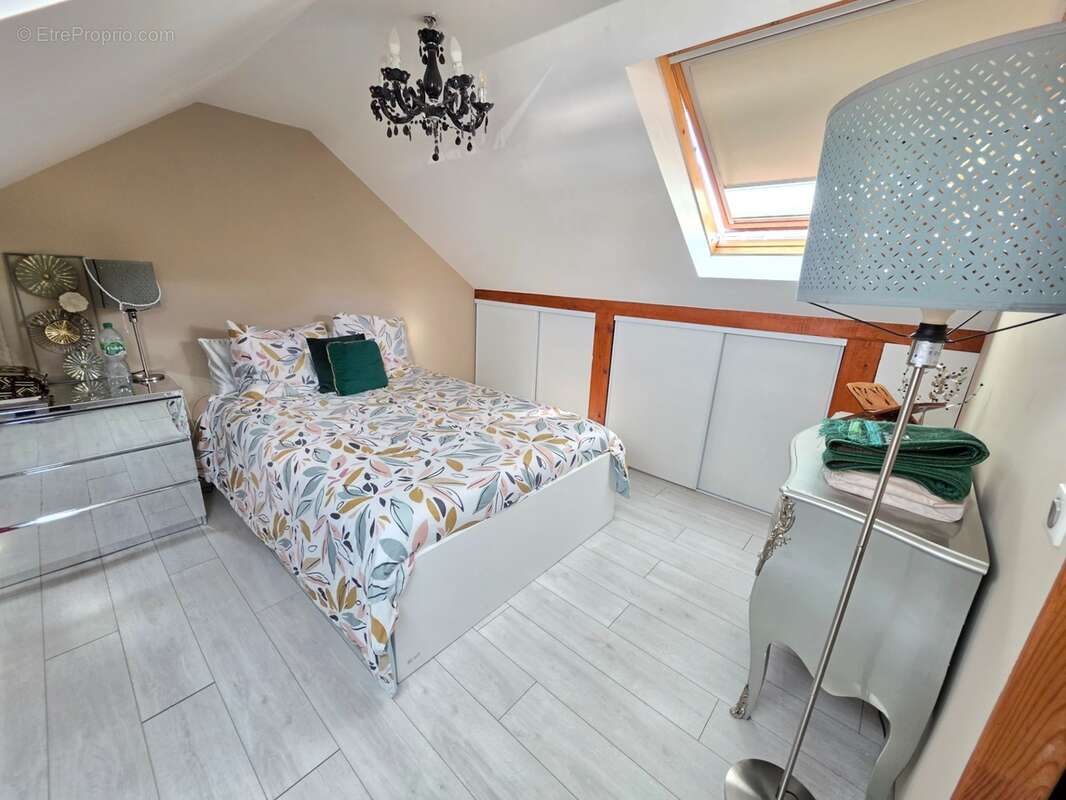 Maison à vendre 0 pièces RIS ORANGIS (91) - photo 14