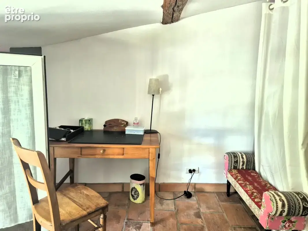 Superbe maison de caractere avec piscine et grand garage - photo 22