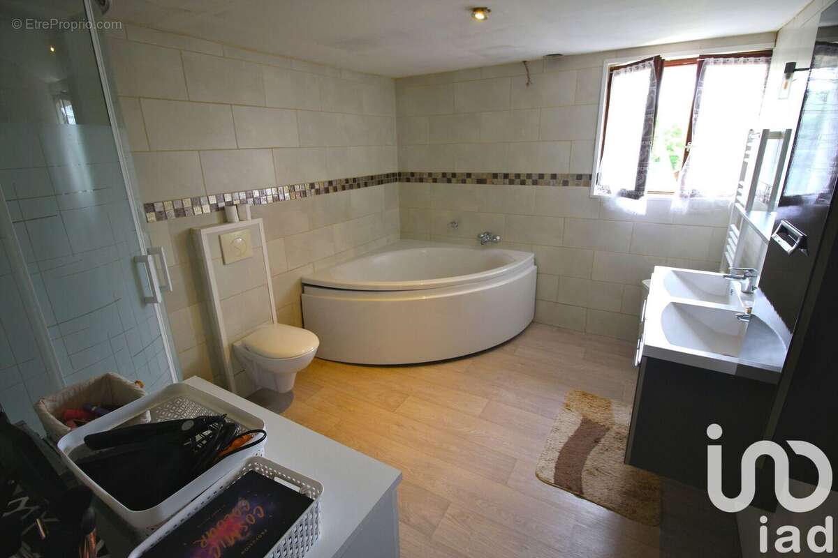 Photo 6 - Maison à BONNEIL