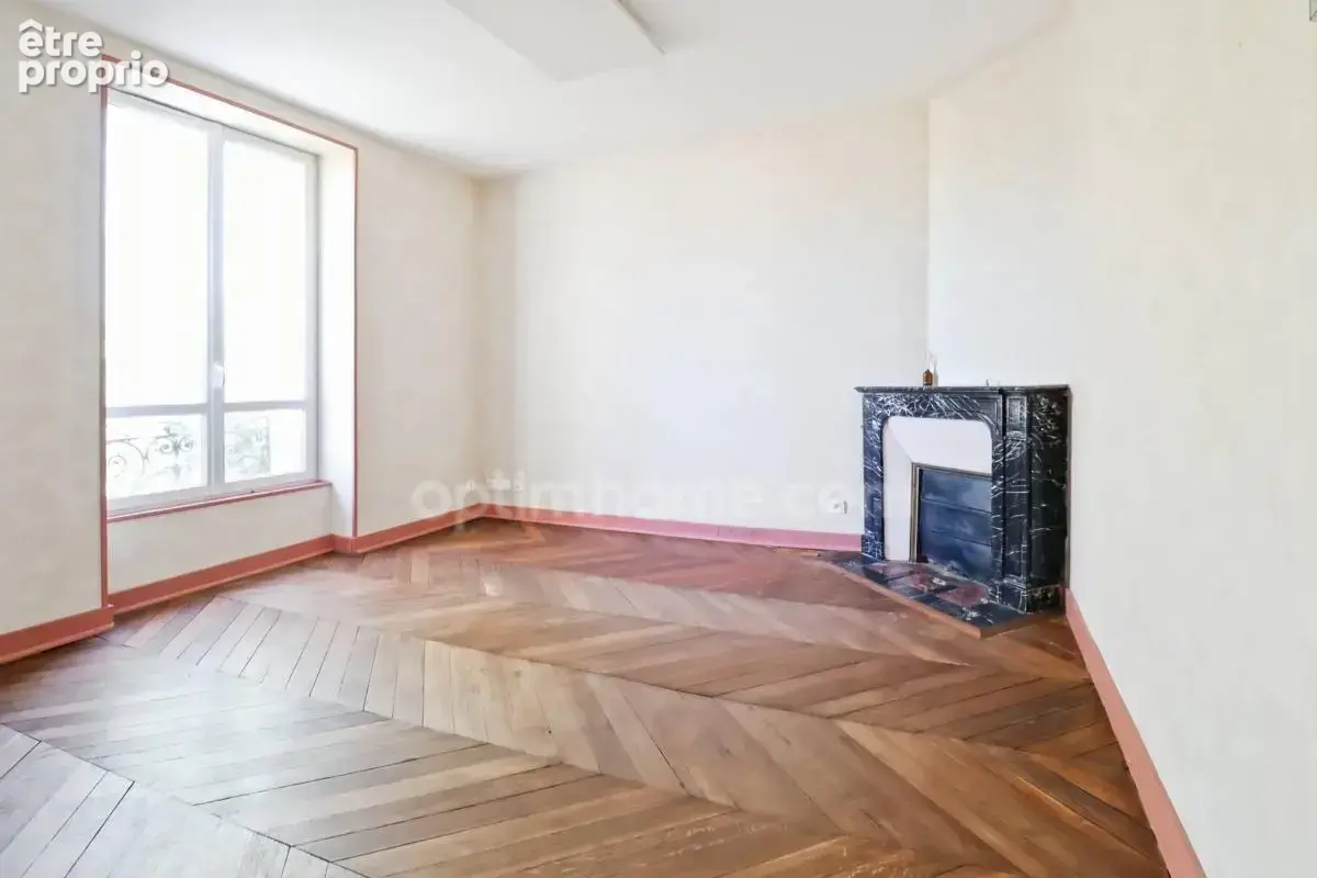 Maison de Charme et de Caractère -175 m² environ - 10 pièces - 7 chambres - Terrain 1450 m² environ - SAINT SULPICE LES FEUILLES - photo 14