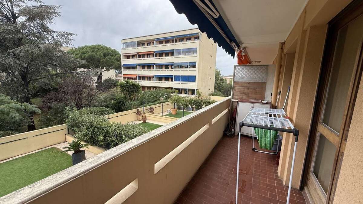 Appartement à FREJUS