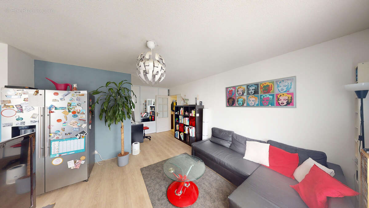 Villeurbanne - Doua - photo 2