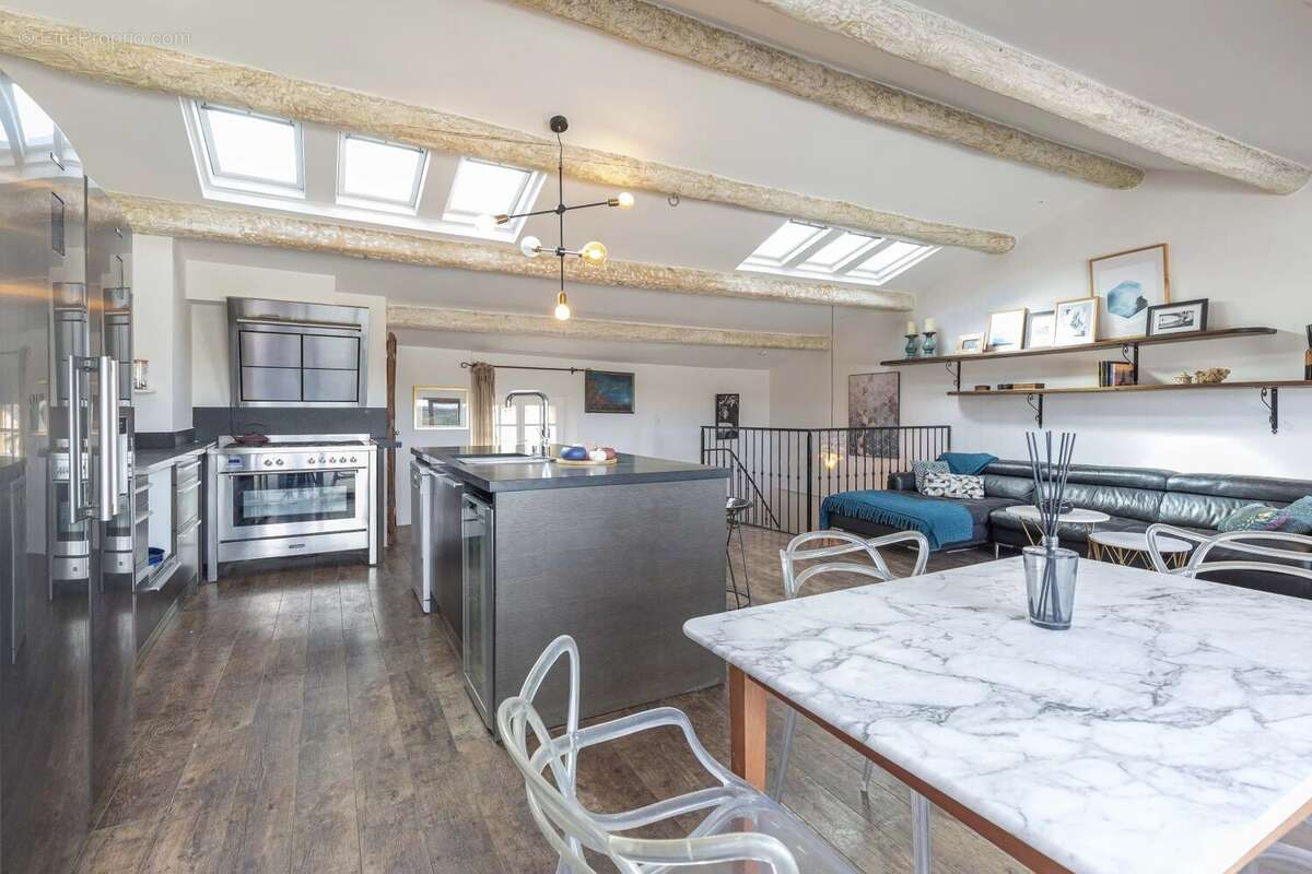 Appartement à LA GARDE-FREINET