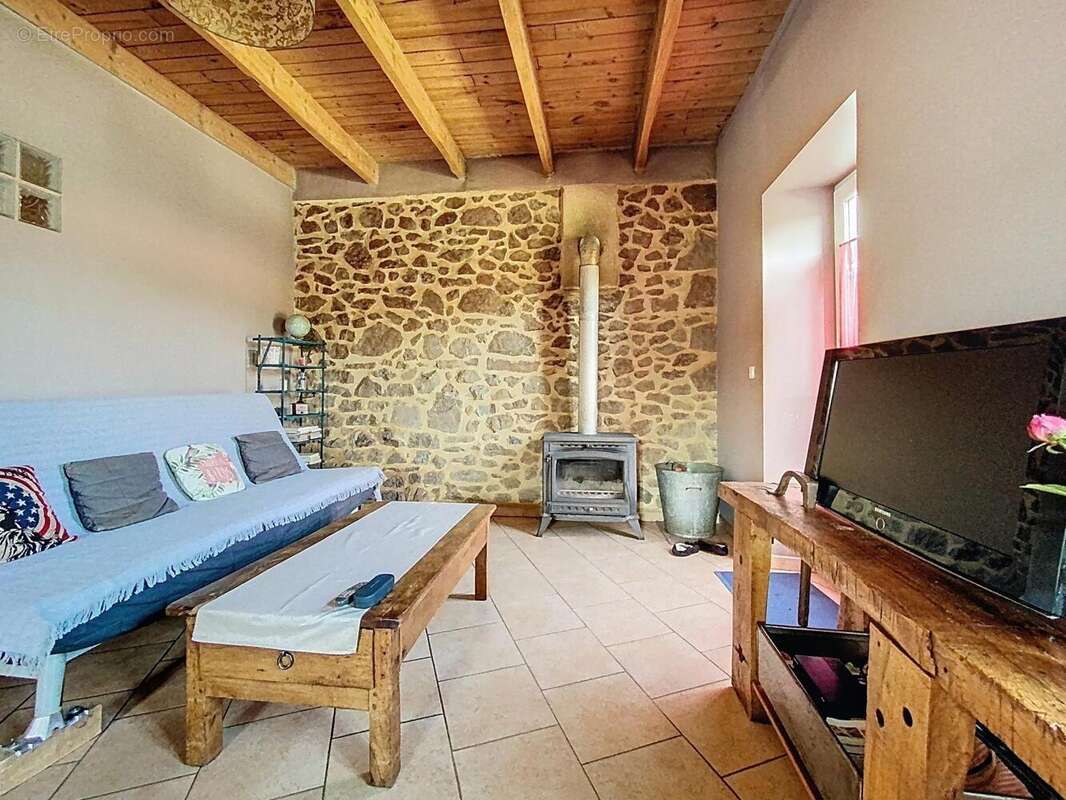 Maison 160 m² à Mars  - photo 5