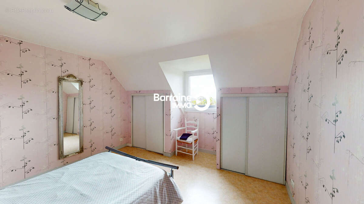 Maison à PLOUGONVELIN