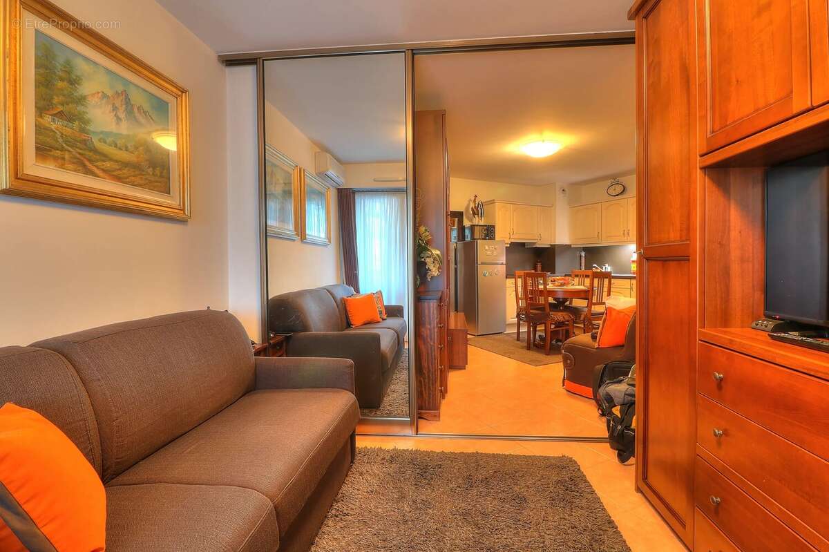 Appartement à CAGNES-SUR-MER