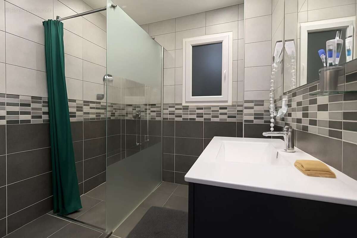 Maison à FONTENAY-TRESIGNY