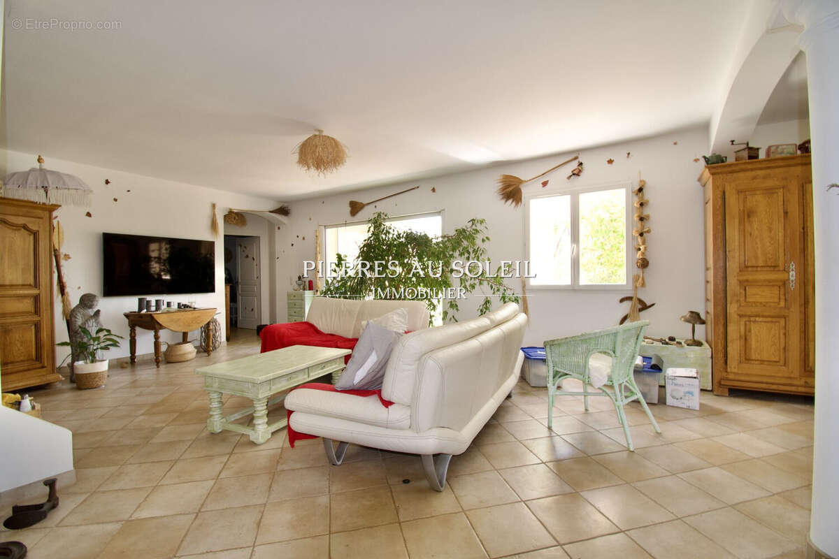 Maison 140 m² à La Tour-Sur-Orb  - photo 5