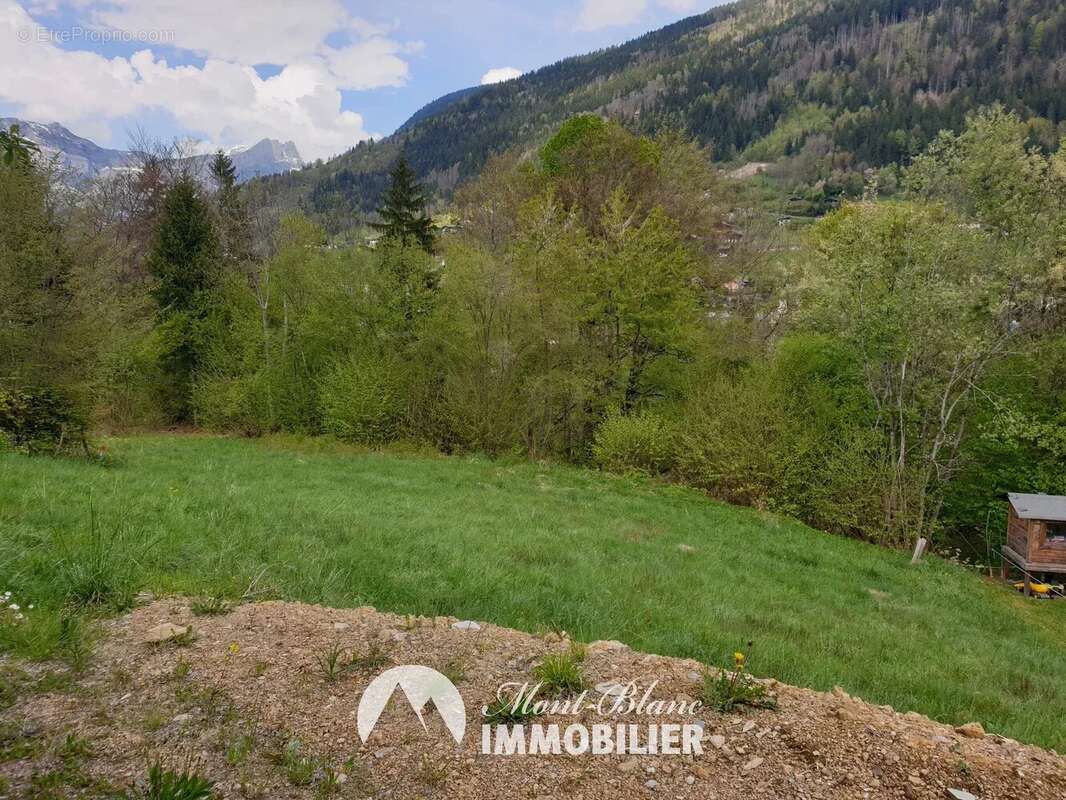 Terrain à SAINT-GERVAIS-LES-BAINS