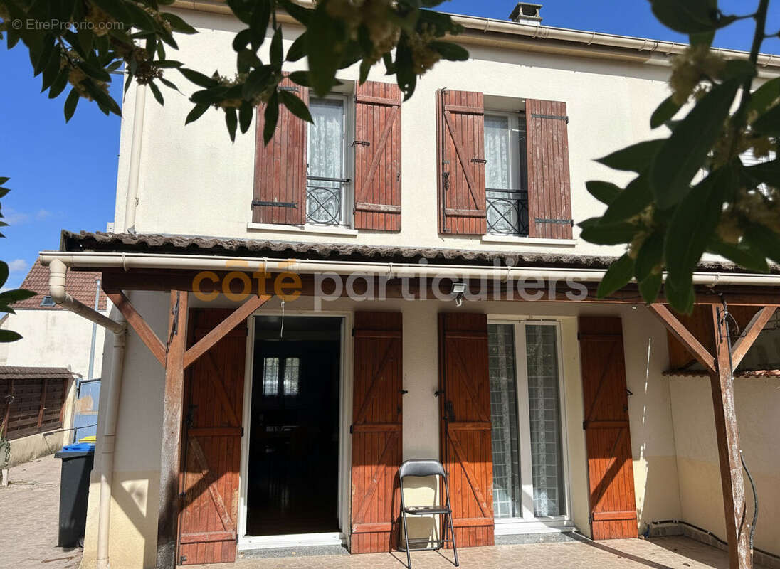 Maison à VILLENEUVE-SAINT-GEORGES