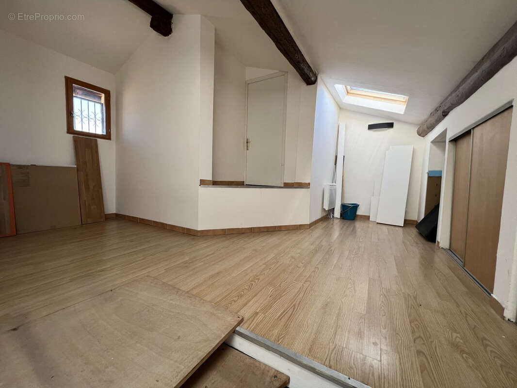 Appartement à BEAUCAIRE