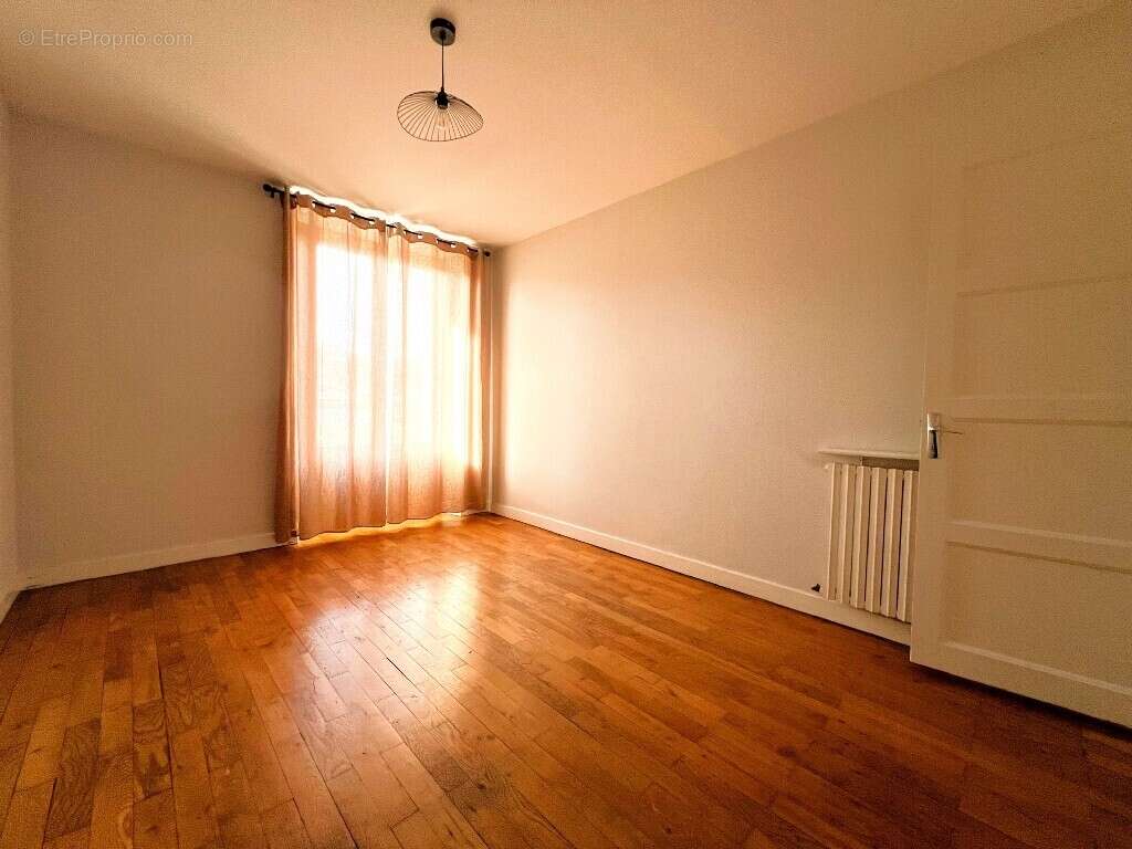 Appartement à AIX-LES-BAINS