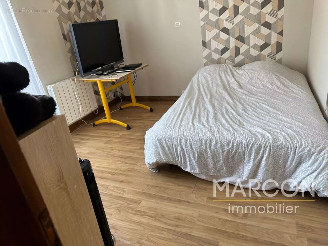 Maison à SAINT-LEGER-BRIDEREIX