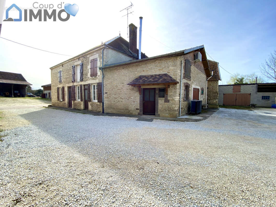 Maison à AMANCE