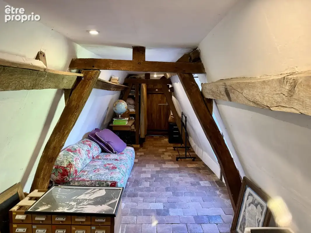 Manoir des XVᵉ & XVIᵉ siècles de 450 m2  dont 300 m2 déjà aménagés sur 880 m2 de terrain - photo 20