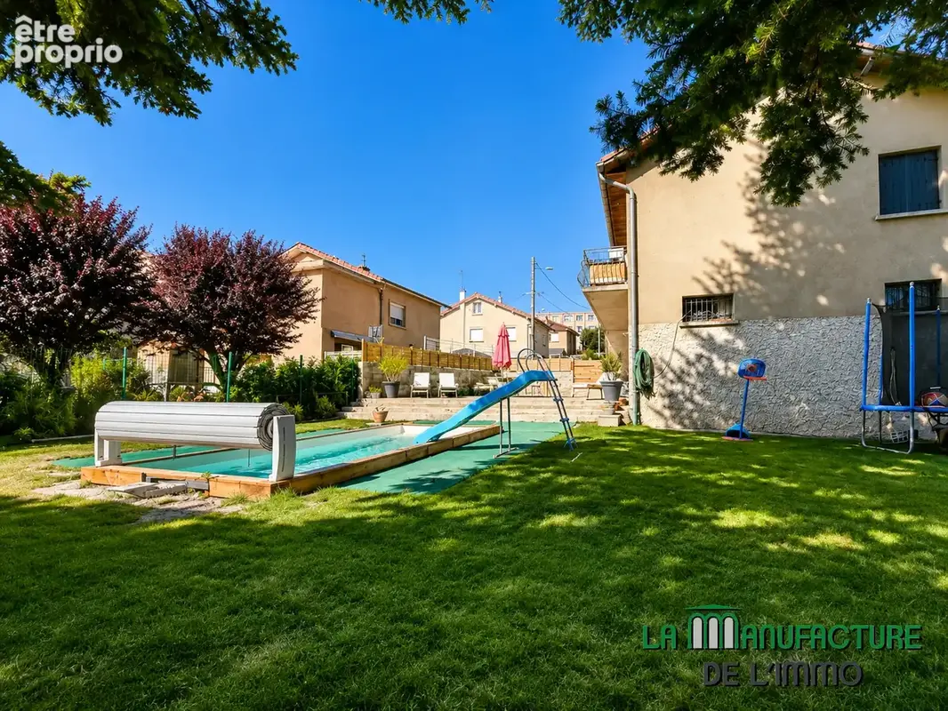 Charmante maison - 4 chambres - piscine - poolhouse - terrain de petanque - garage - photo 16