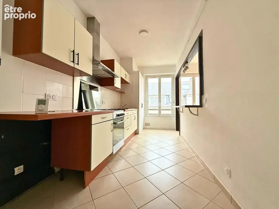 Exclusivité - Appartement T3 au dernier étage en plein coeur de Lorient - photo 2