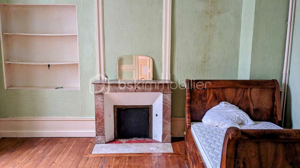 Maison à SAINTE-MAURE-DE-TOURAINE