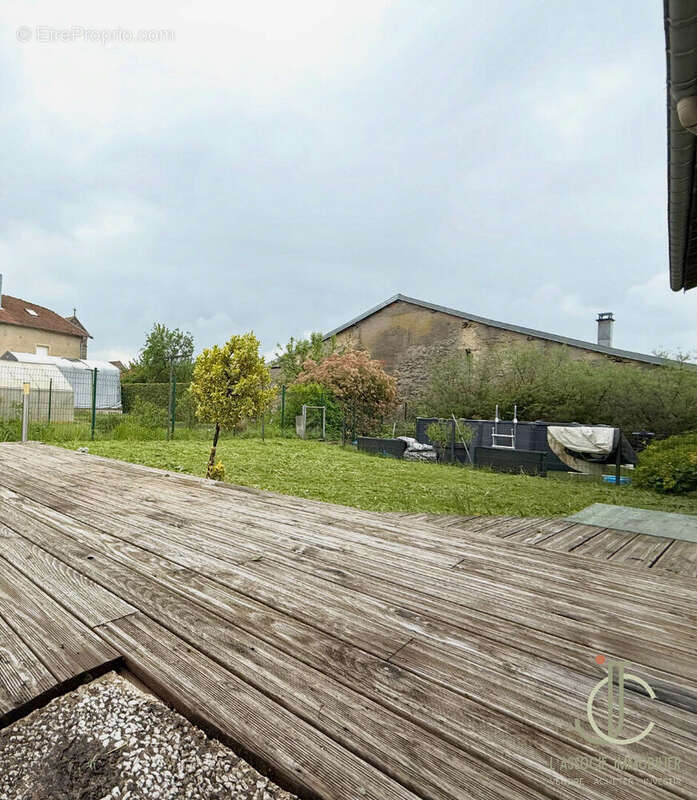 LIGNEVILLE - Maison de village rénové - 5 chambres - garage et jardin - photo 13