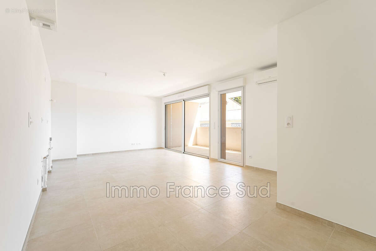 Appartement à LA GARDE-FREINET