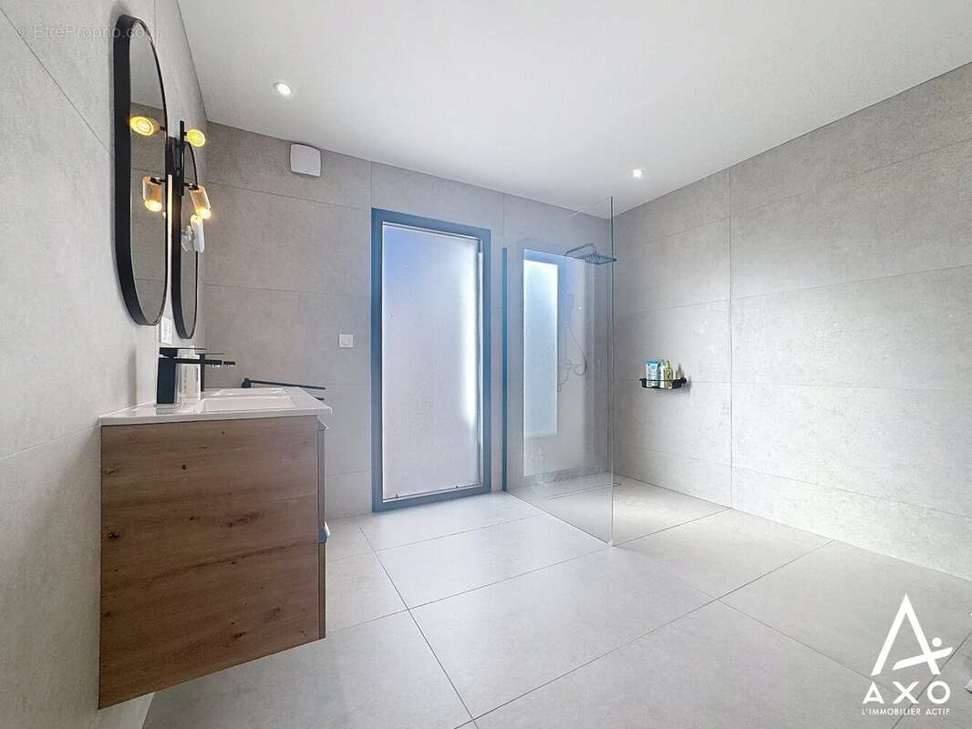 Maison à MAZEROLLES