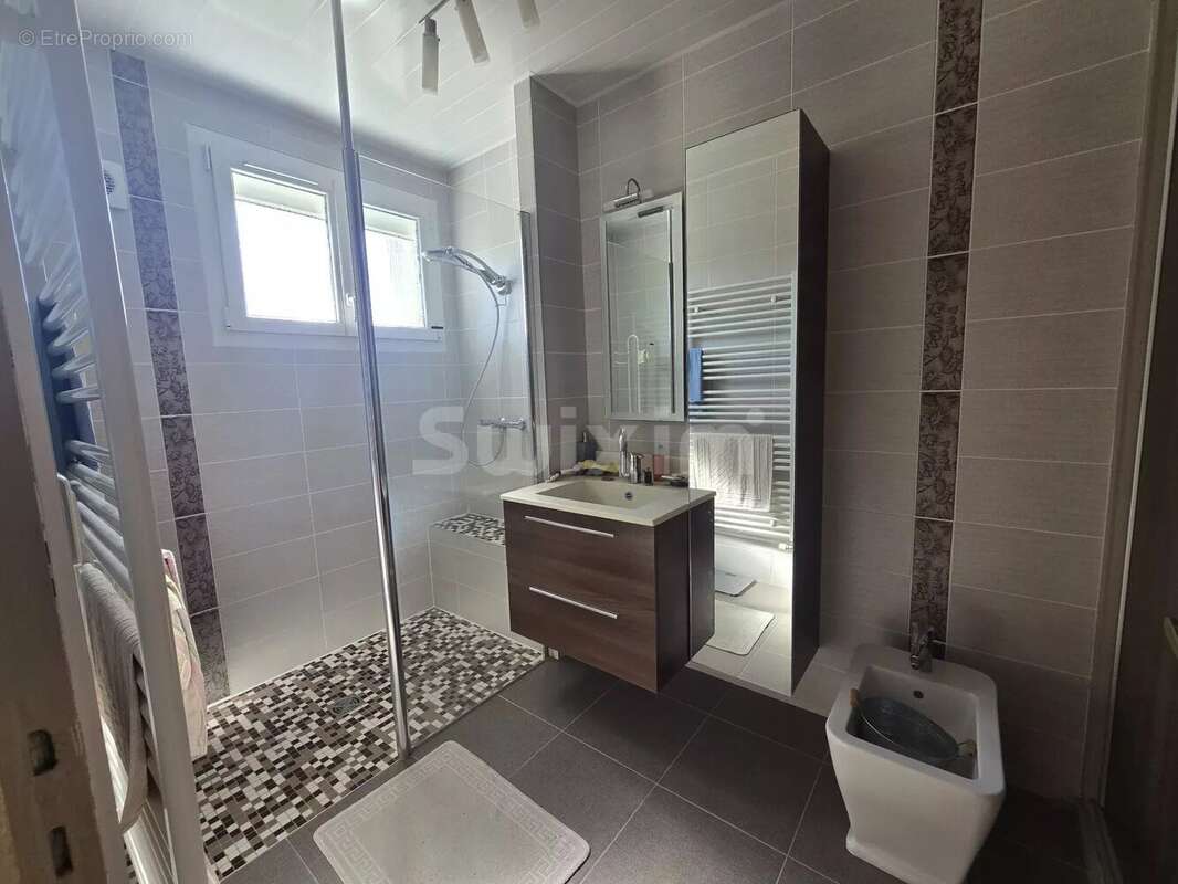 Maison à LONS-LE-SAUNIER