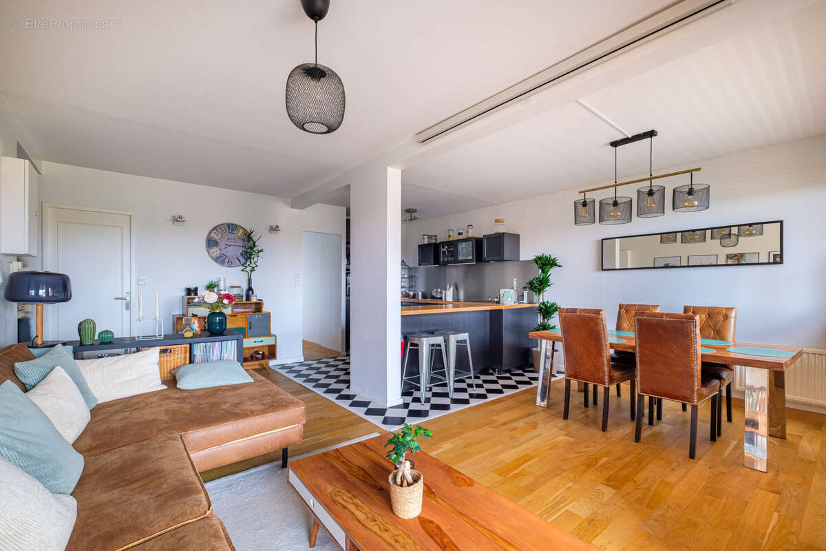 Appartement à LYON-9E