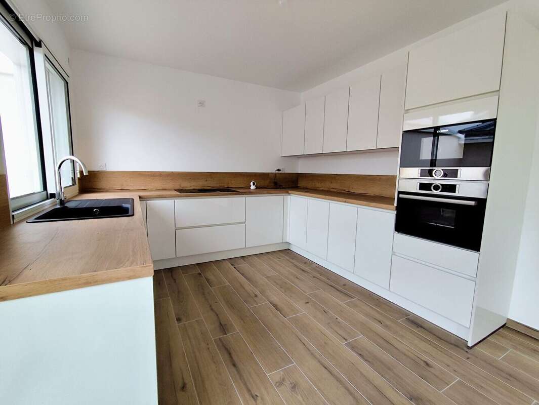 Maison à LE POULIGUEN