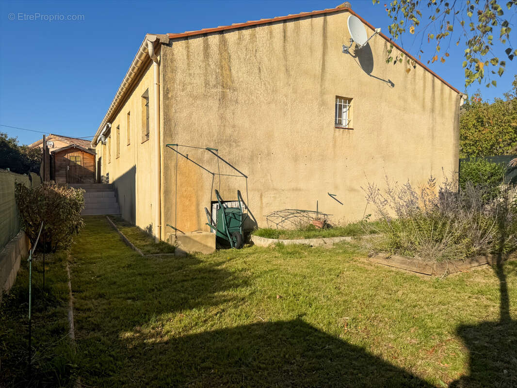 Maison à SAINT-PRIVAT