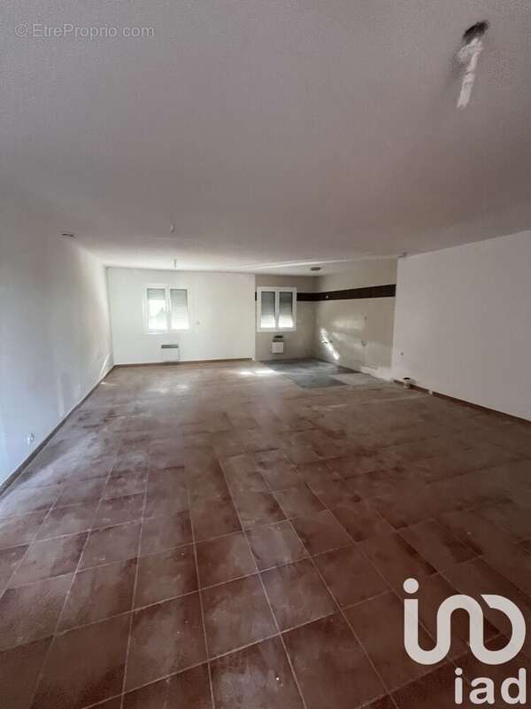 Photo 8 - Maison à VIC-LA-GARDIOLE