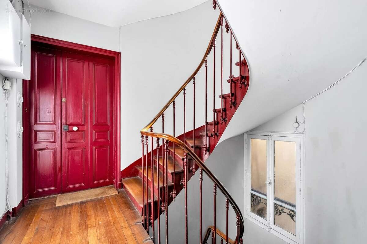 Appartement à LEVALLOIS-PERRET