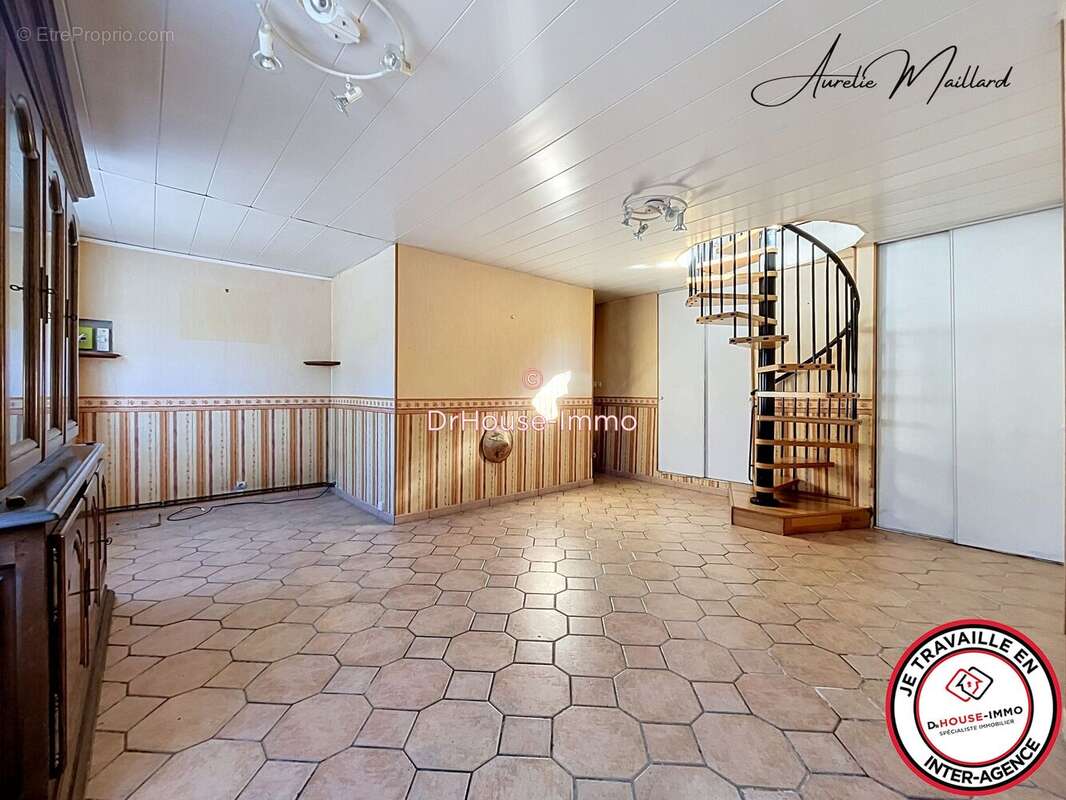 Maison 159 m² à Grainville-Langannerie  - photo 4