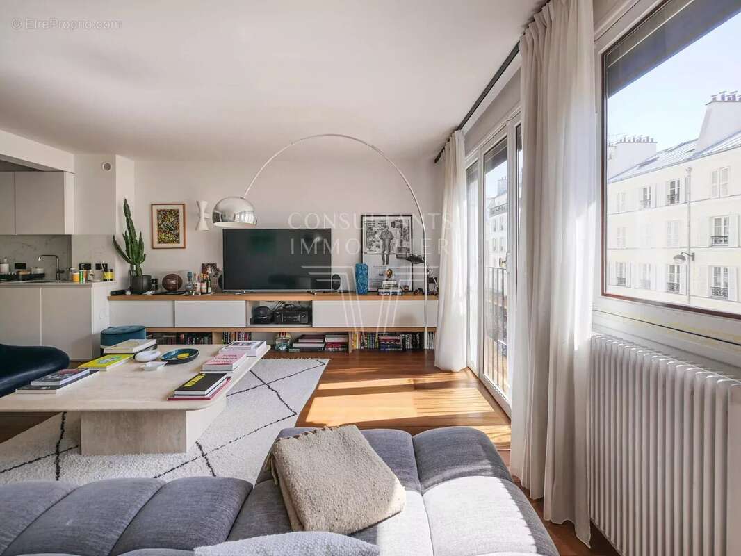 Appartement à PARIS-7E