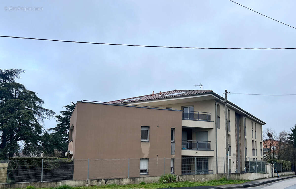 T3 avec balcon - Rilleux-la-Pape - photo 2