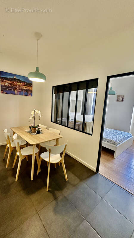 Appartement à MARSEILLE-2E