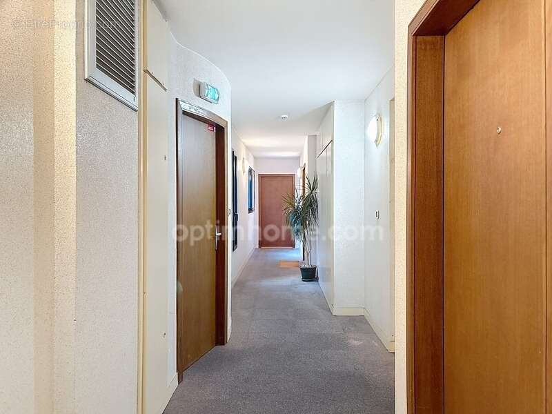 Appartement à PARIS-20E