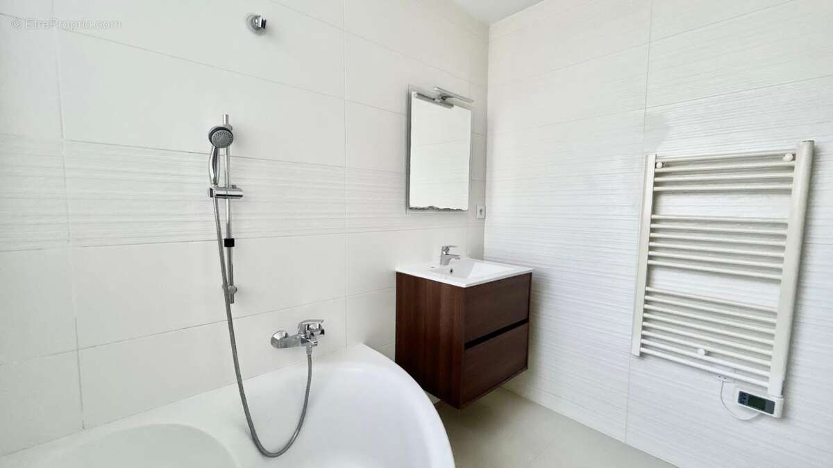 Appartement À Vendre - photo 8