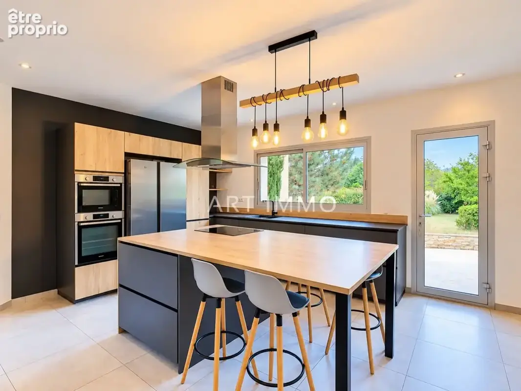 Propriete a maubec  villa de standing avec piscine et gîte indépendant - photo 11