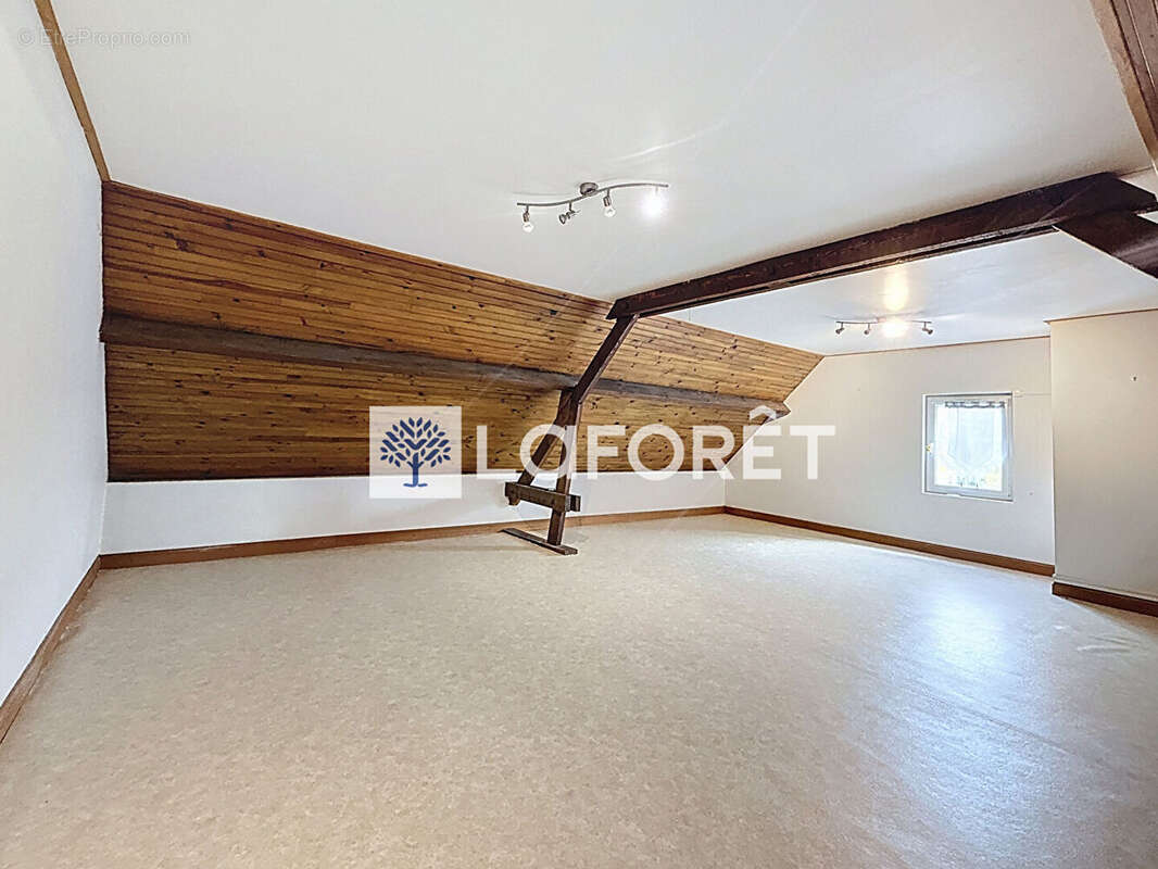 Maison à VERNEUIL-SUR-SEINE